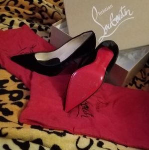 Red bottom pumps